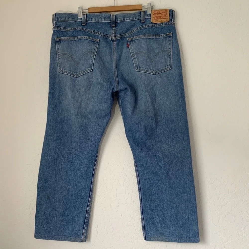 Levis 505 Regular Fit Jeans Men 44x30 Blue Medium Wash Straight Leg Denim Cotton